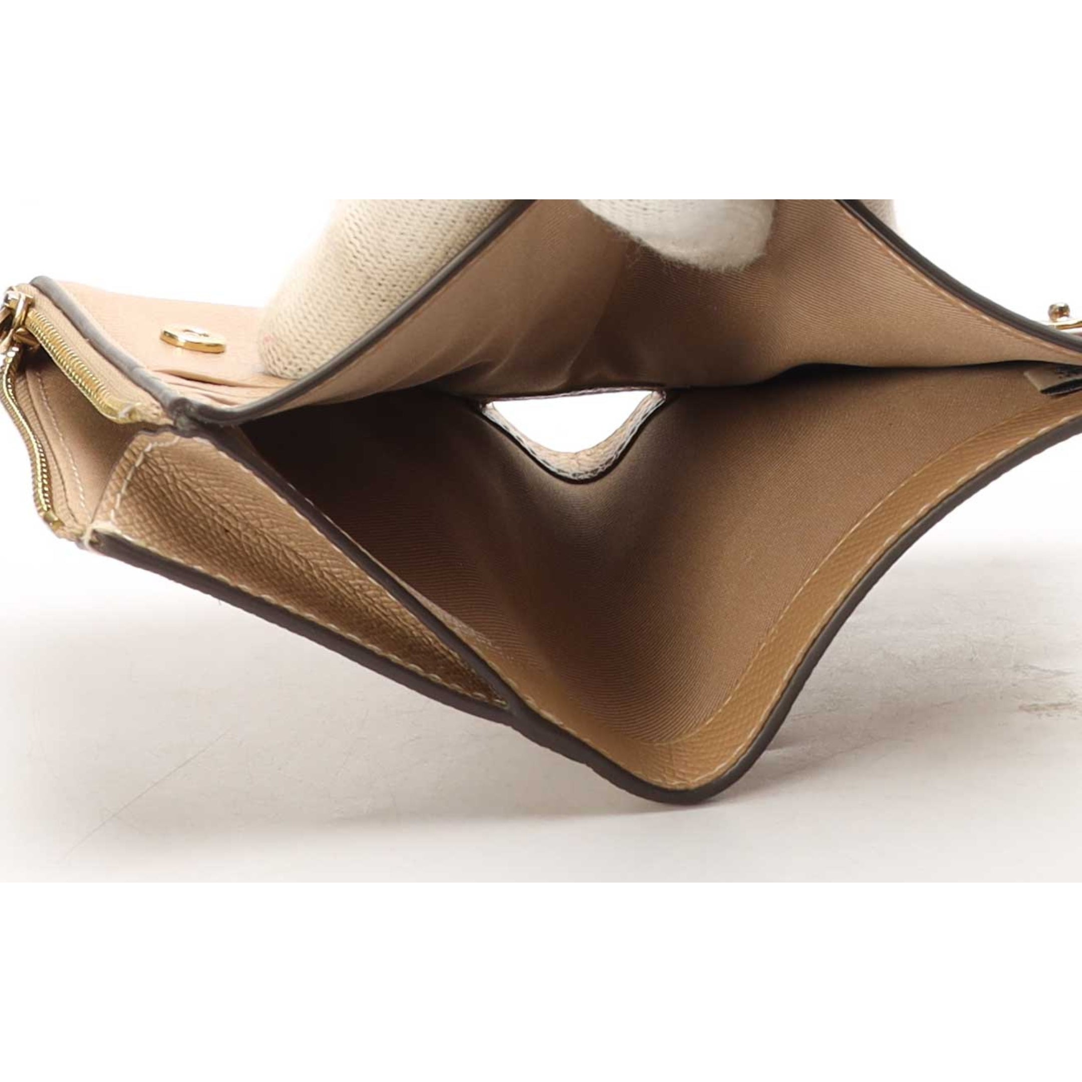 Coach Vanilla Snap Wallet