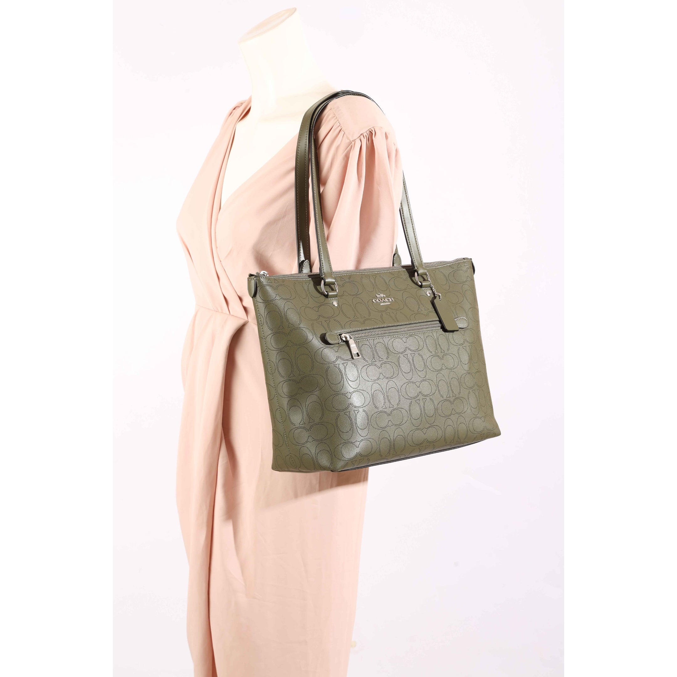 Coach Olive Gallery Tote Bag