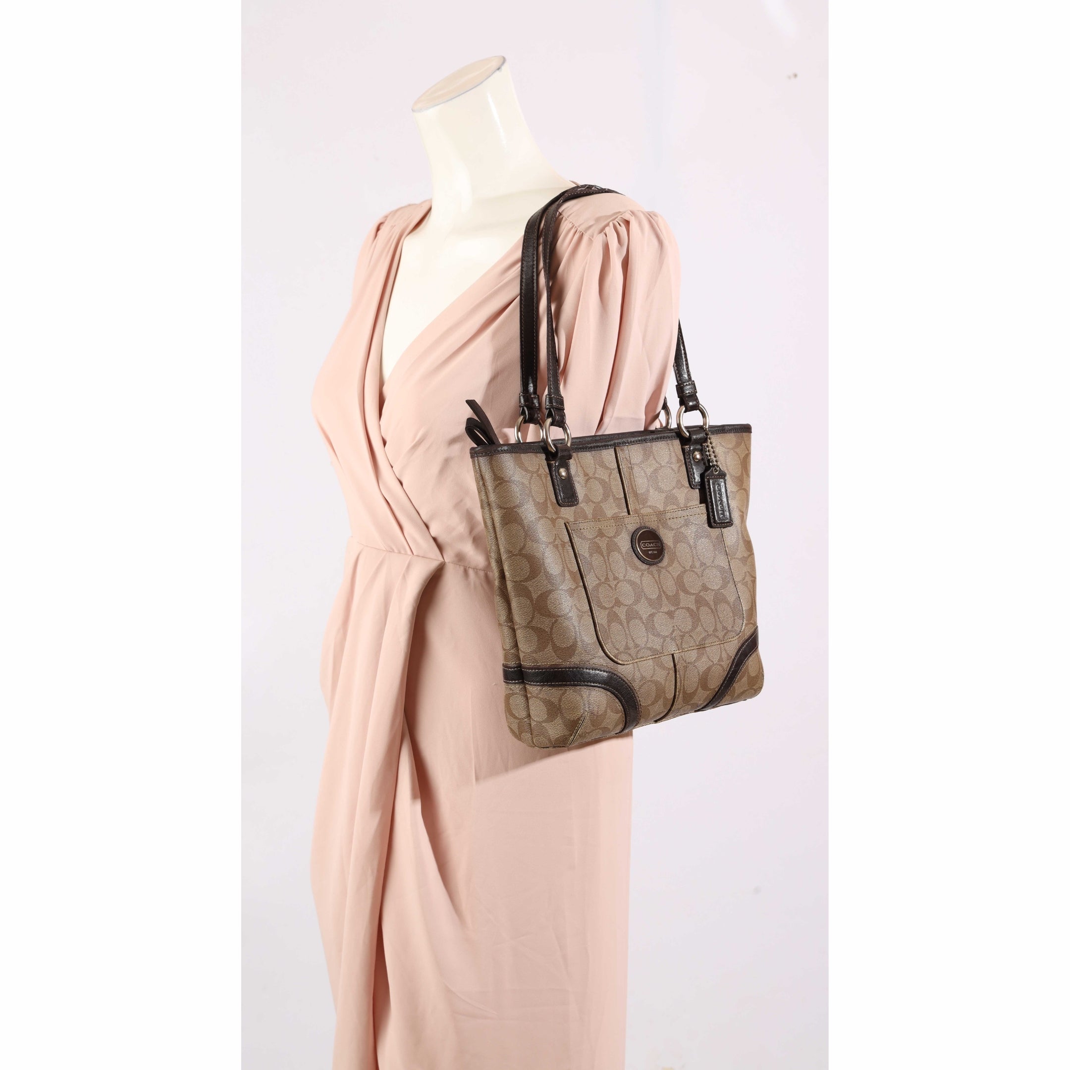 Coach Beige/Brown Signature Heritage Peyton Tote