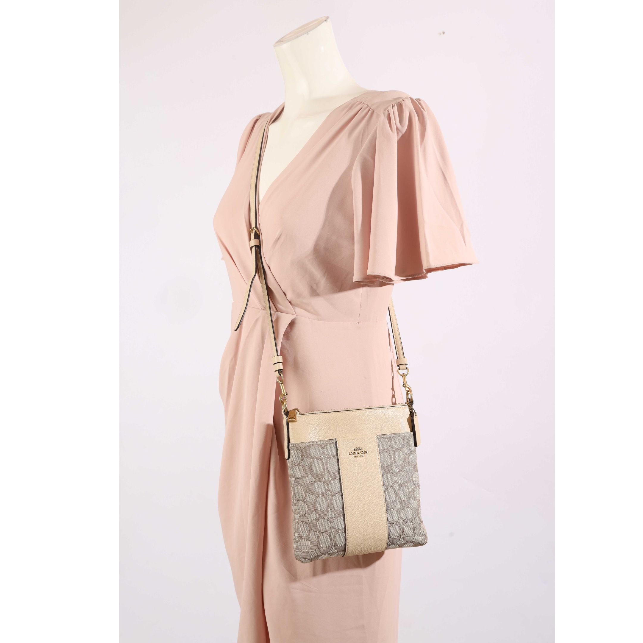 Coach Kitt Messenger Crossbody Bag