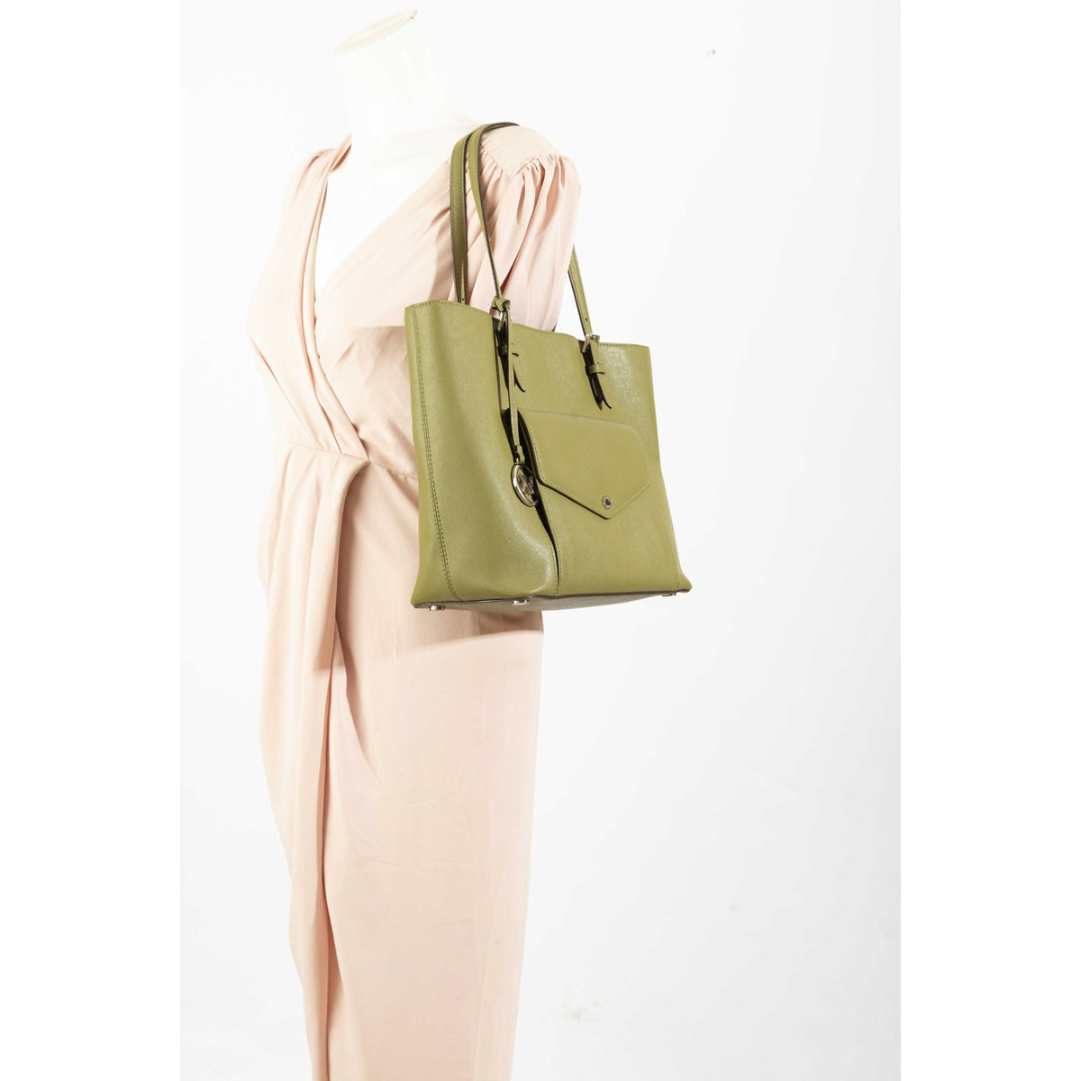Michael Kors Jet Set Pocket Tote