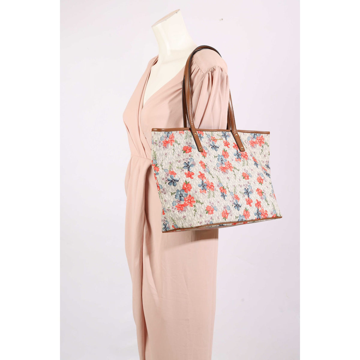 Michael Kors Carter Signature Floral Tote