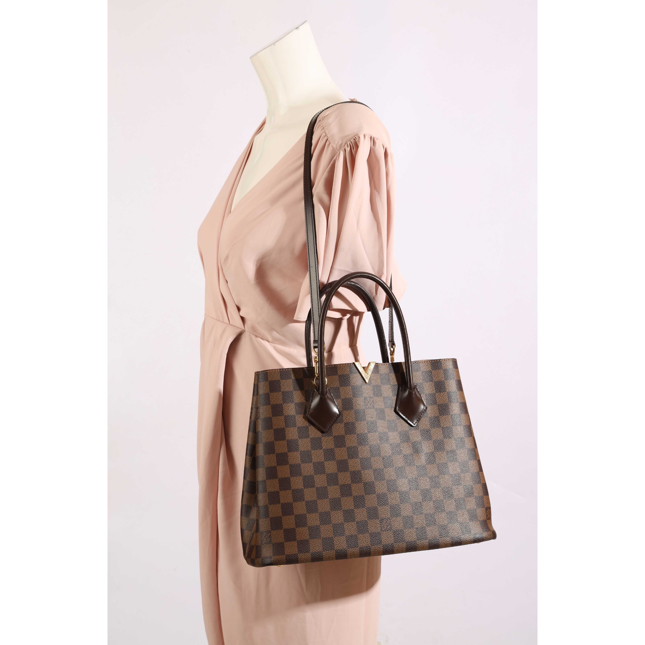 Louis Vuitton Damier Kensington Tote