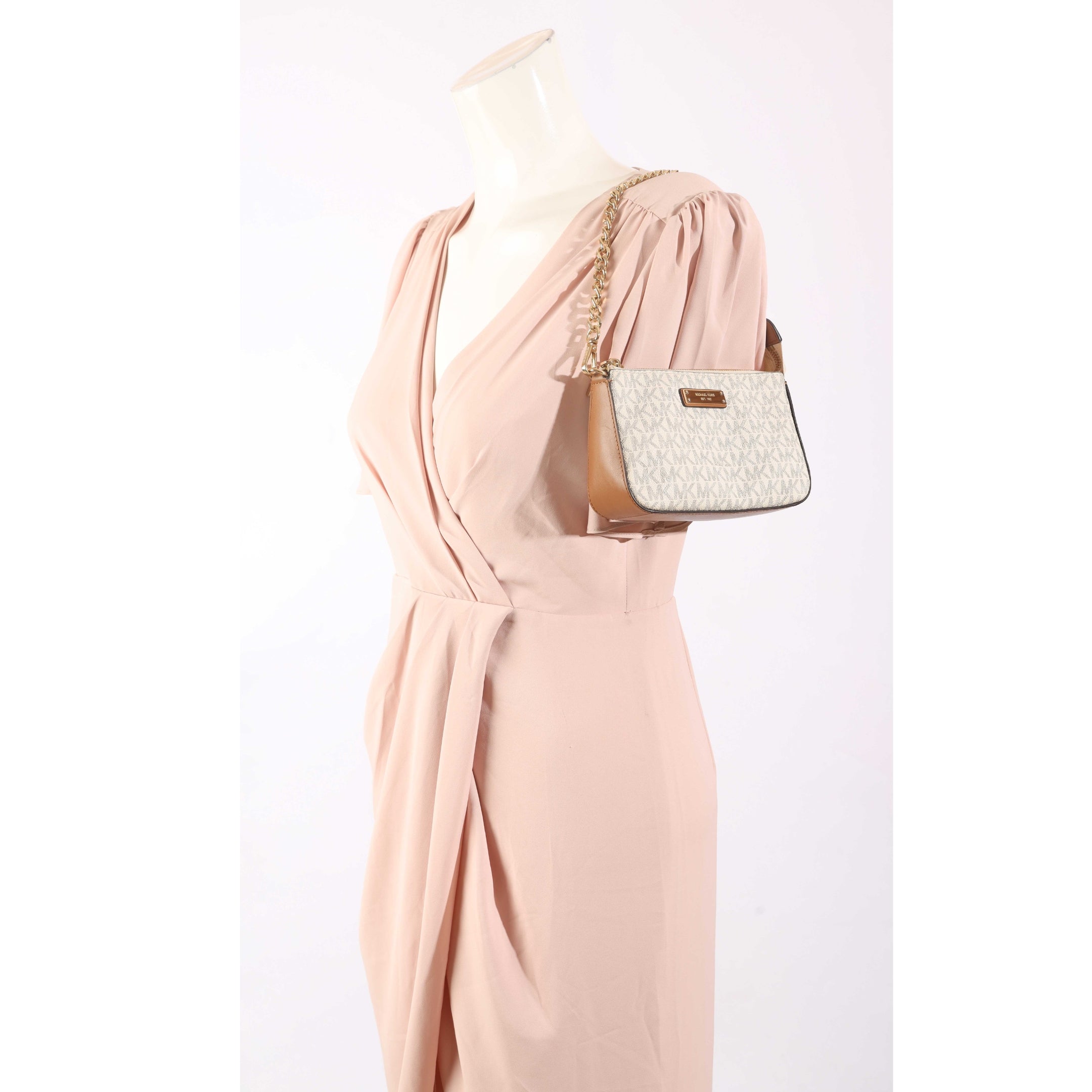 Michael Kors Jet Set Vanilla Logo Pochette