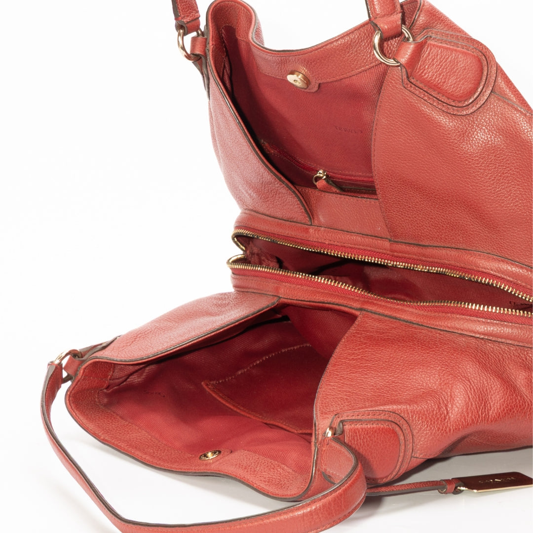 Coach Edie Shoulder Bag 31