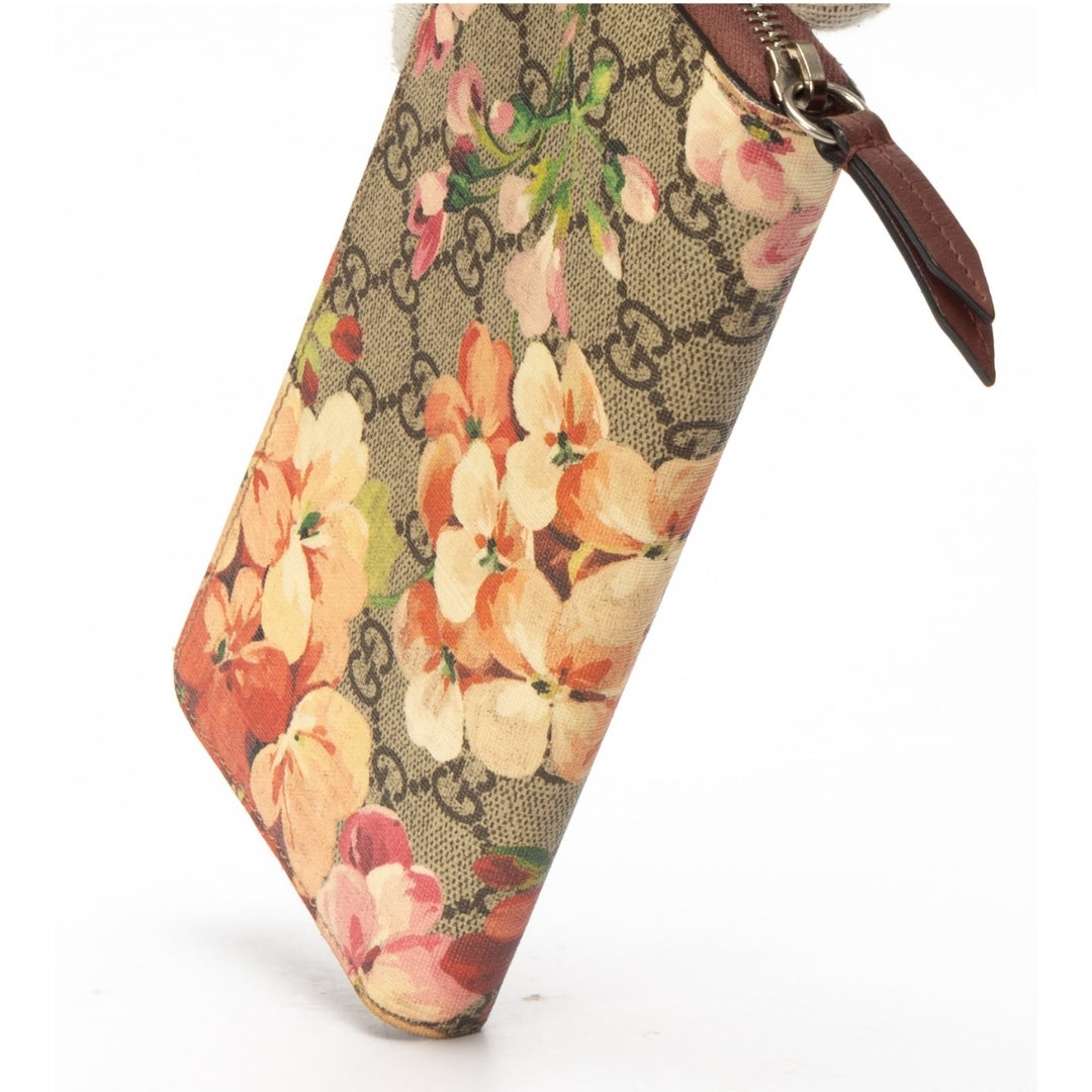 Gucci GG Blooms Supreme Zip Around Wallet