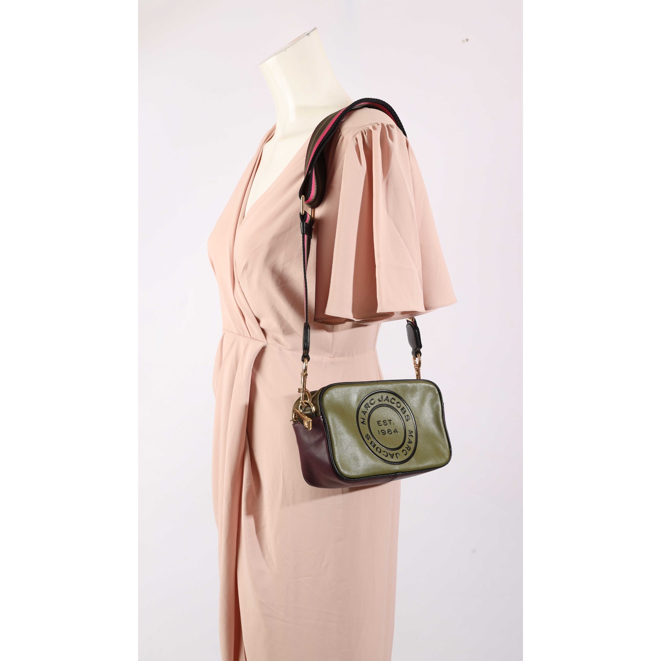 Marc Jacobs The Flash Signet Camera Crossbody Bag