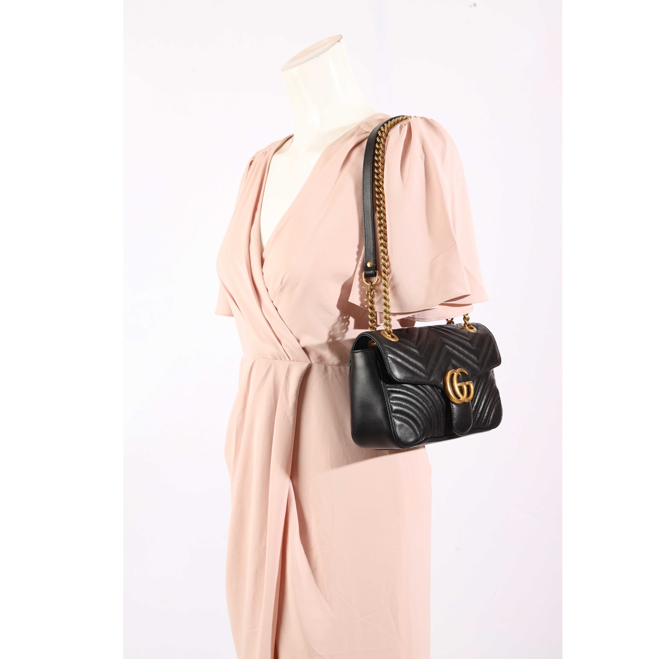 Gucci GG Marmont Black Medium Shoulder Bag
