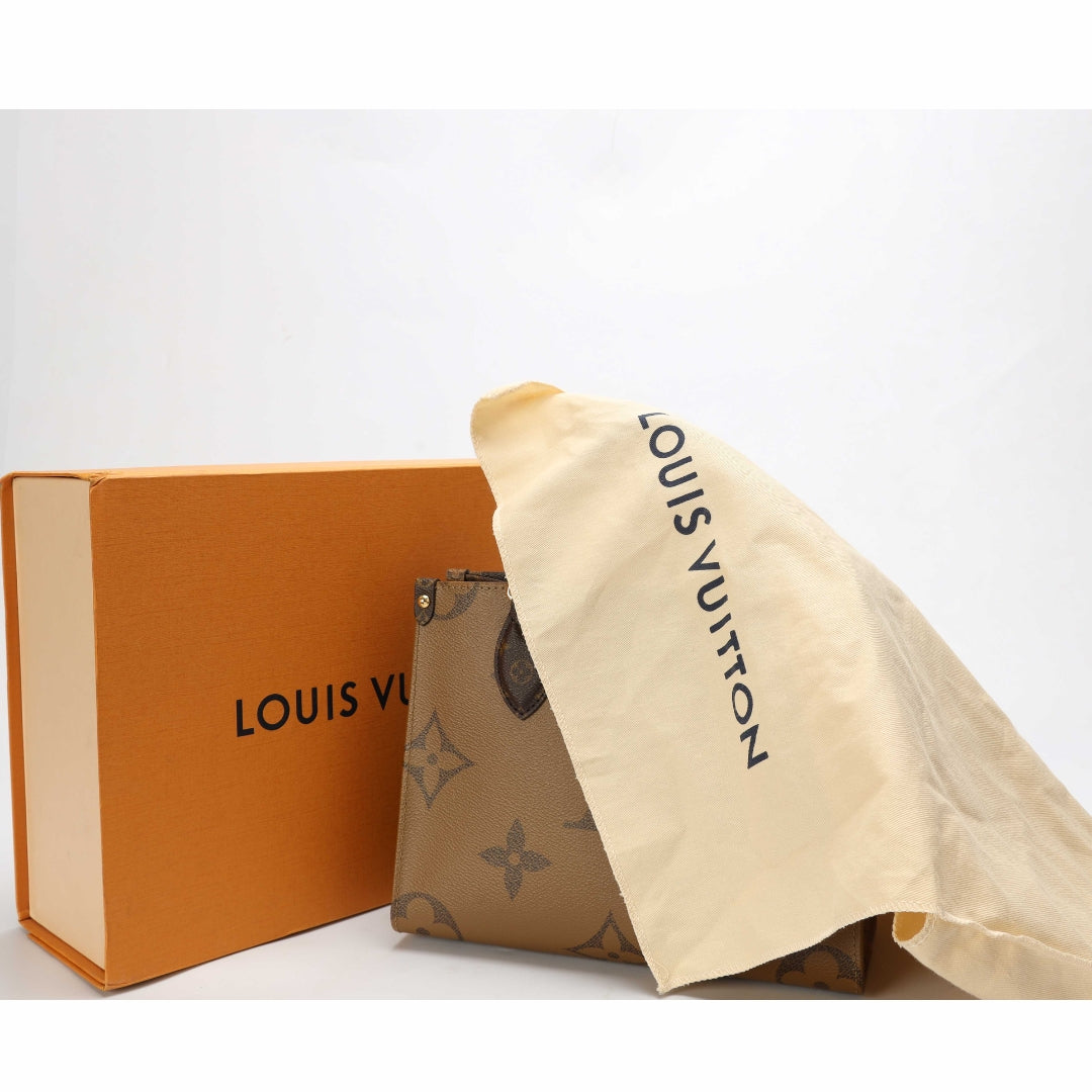 Louis Vuitton OnTheGo PM Satchel