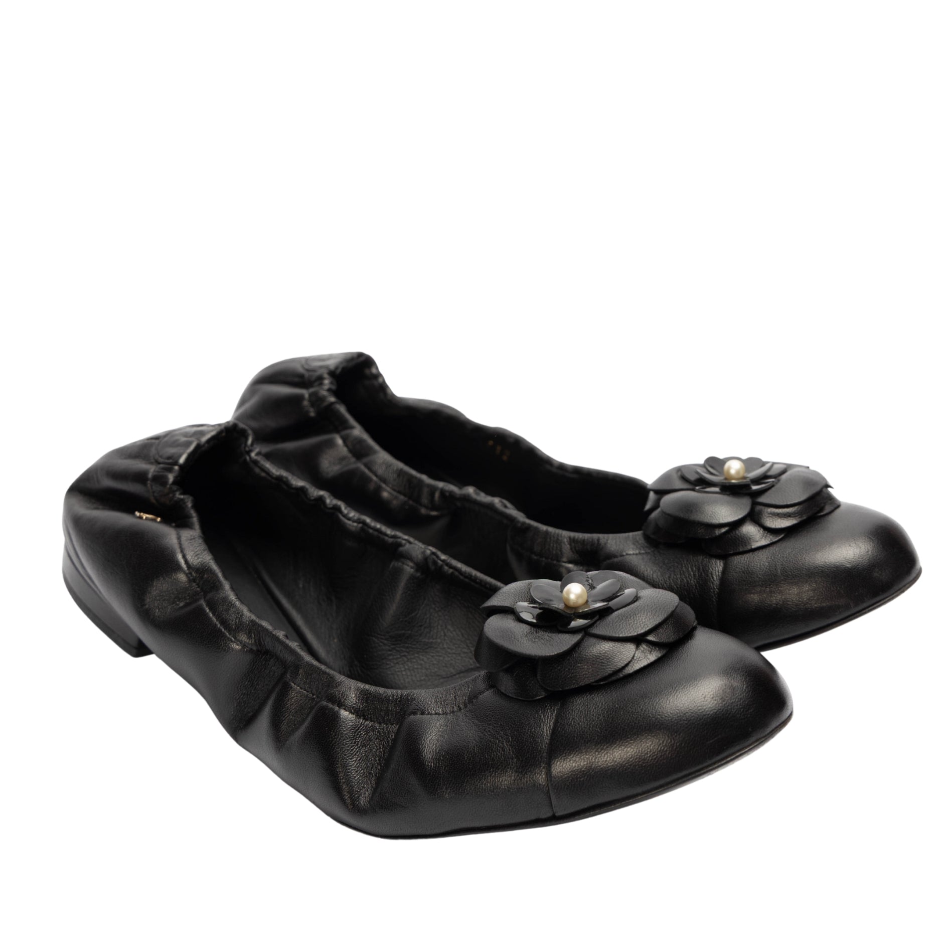 Chanel Black Leather Camellia Ballet Flats